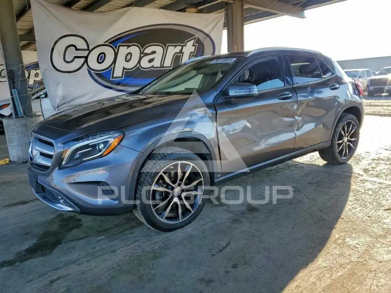 2015 Mercedes Benz GLA-Class фото