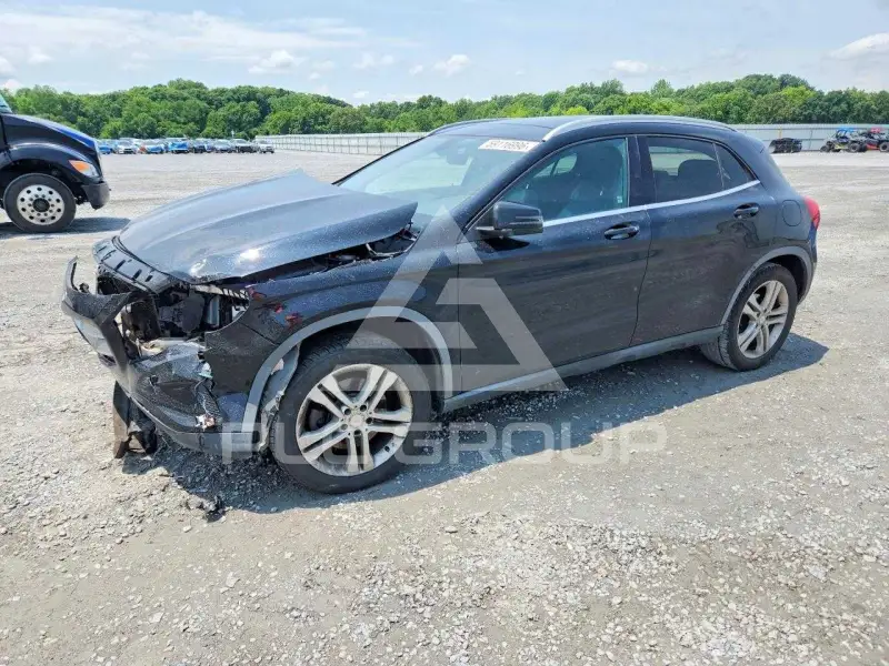 2015 Mercedes Benz GLA-Class фото