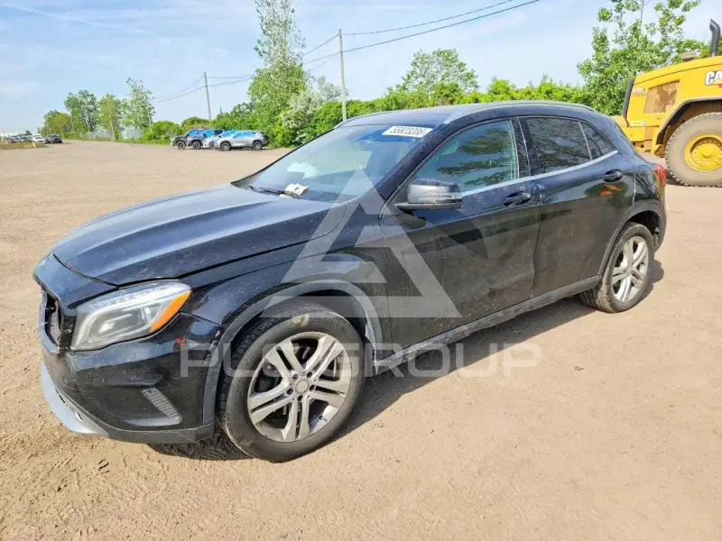 2015 Mercedes Benz GLA-Class фото