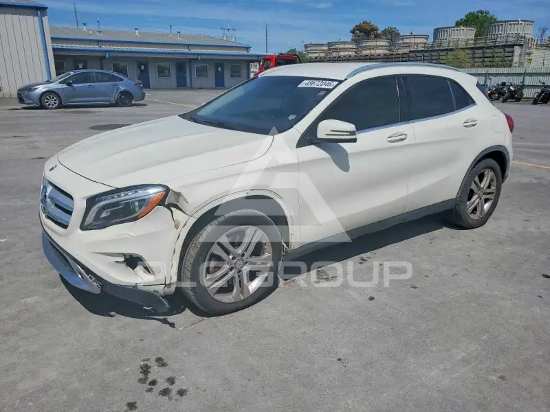 2015 Mercedes Benz GLA-Class фото