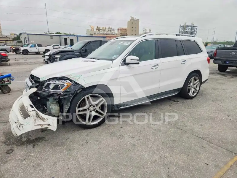 2015 Mercedes Benz GL-Class фото