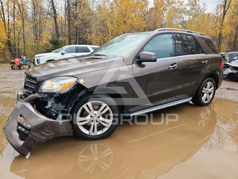 2015 Mercedes Benz ML-Class фото