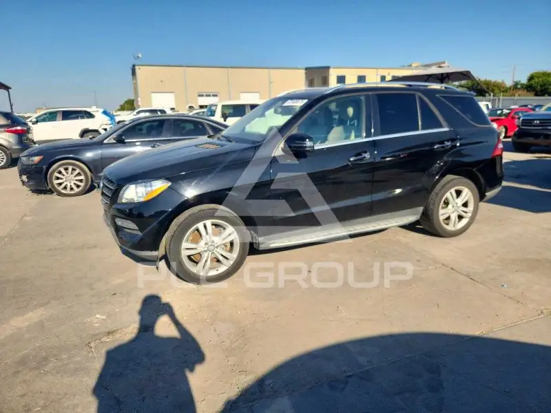 2015 Mercedes Benz ML-Class фото