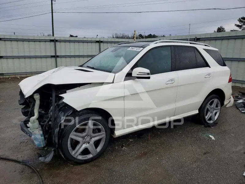 2015 Mercedes Benz ML-Class фото