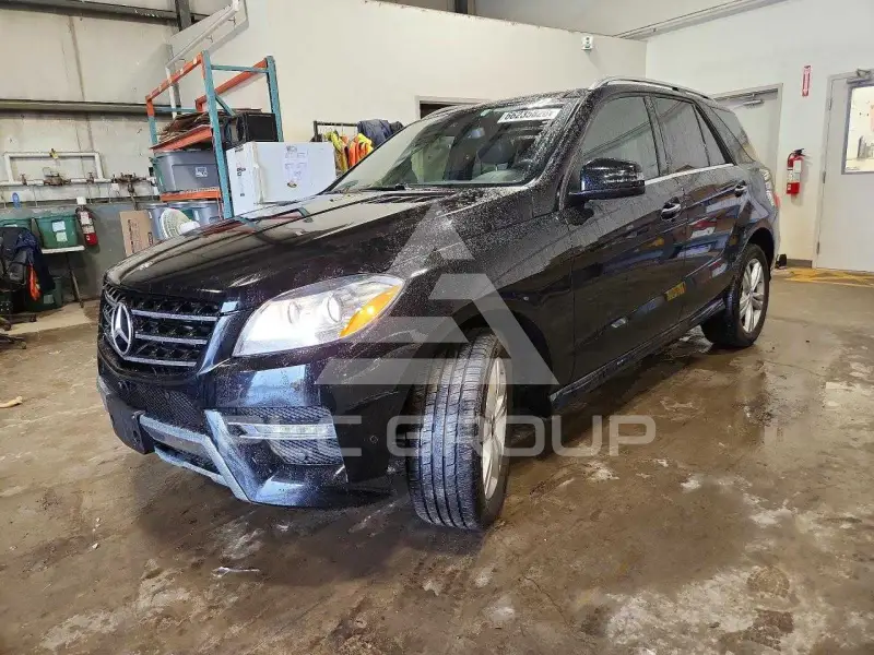2015 Mercedes Benz ML-Class фото