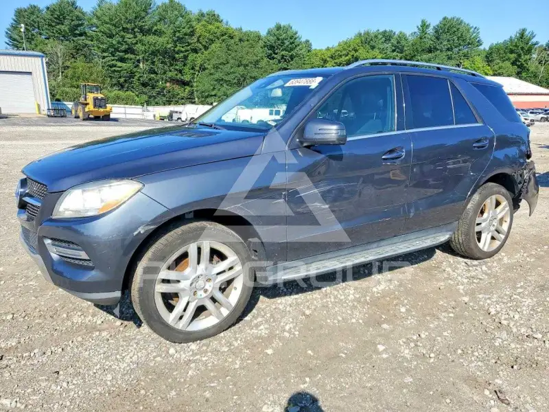 2015 Mercedes Benz ML-Class фото