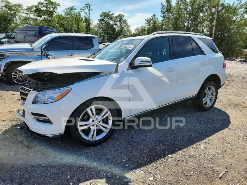 2015 Mercedes Benz ML-Class фото