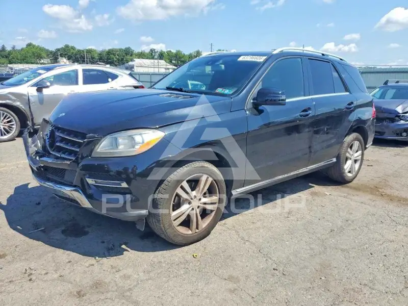 2015 Mercedes Benz ML-Class фото