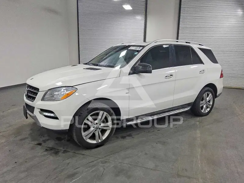 2015 Mercedes Benz ML-Class фото
