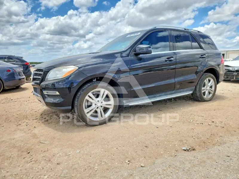 2015 Mercedes Benz ML-Class photo