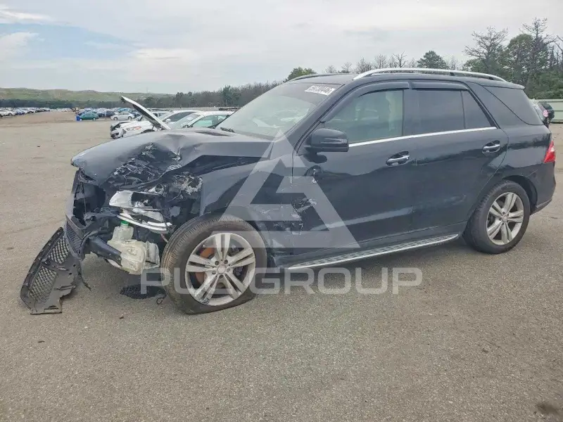 2015 Mercedes Benz ML-Class photo
