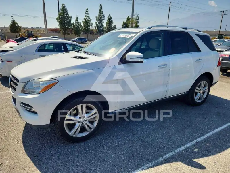 2015 Mercedes Benz ML-Class фото
