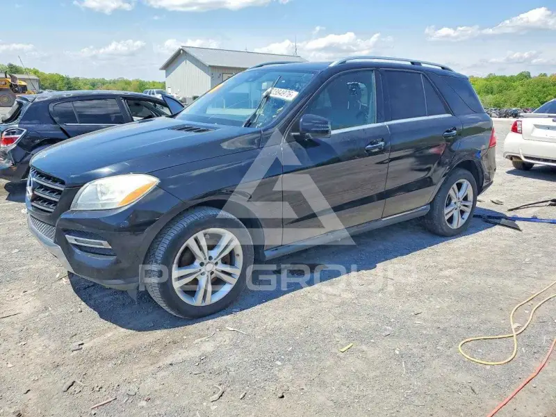 2015 Mercedes Benz ML-Class фото