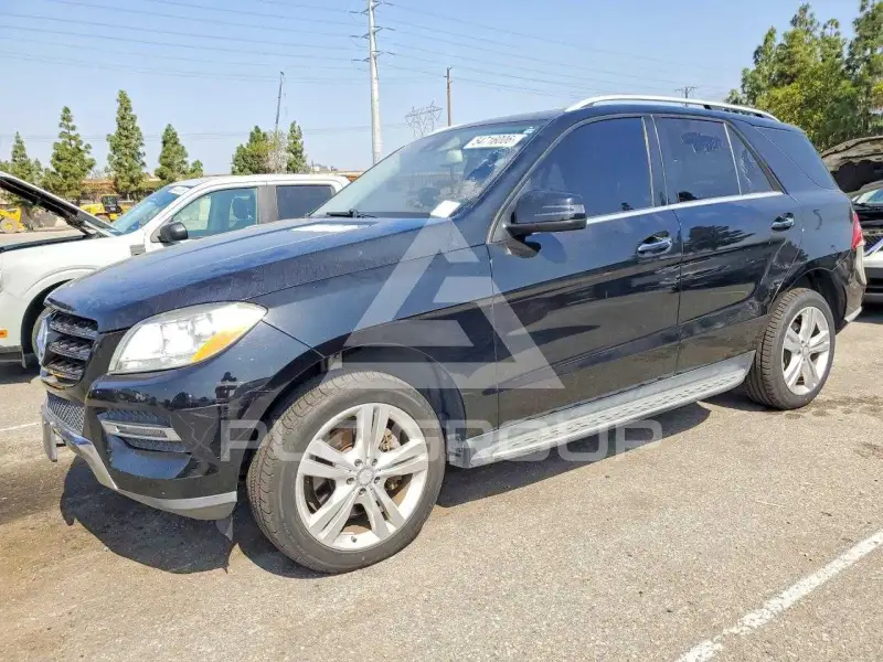 2015 Mercedes Benz ML-Class фото