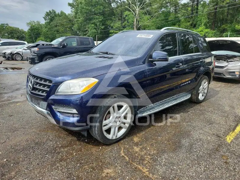 2015 Mercedes Benz ML-Class фото