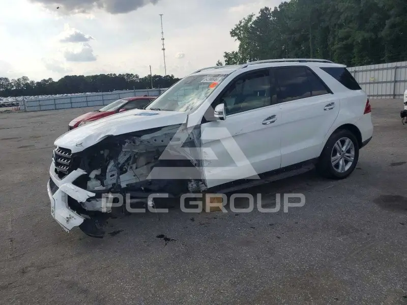 2015 Mercedes Benz ML-Class photo