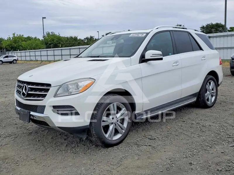 2015 Mercedes Benz ML-Class фото