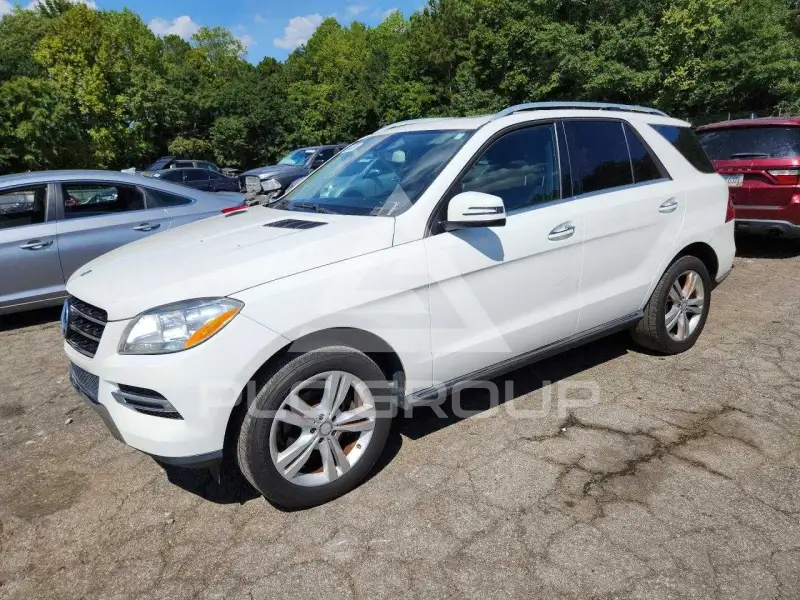 2015 Mercedes Benz ML-Class photo