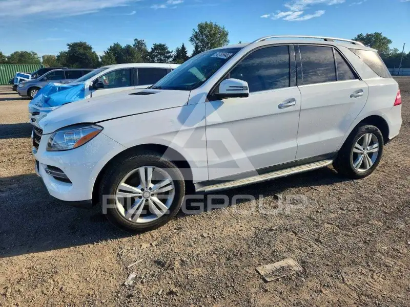 2015 Mercedes Benz ML-Class фото