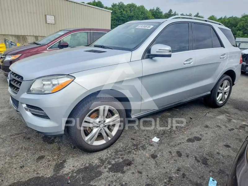 2015 Mercedes Benz ML-Class photo