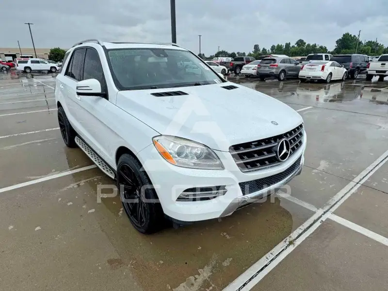 2015 Mercedes Benz ML-Class фото
