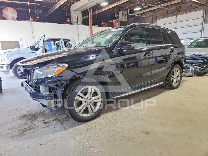 2015 Mercedes Benz ML-Class photo