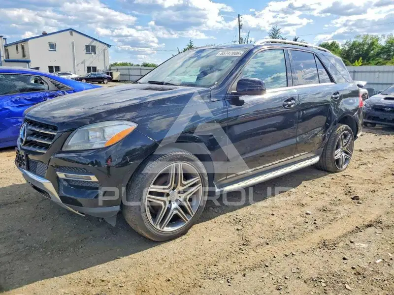 2015 Mercedes Benz ML-Class фото