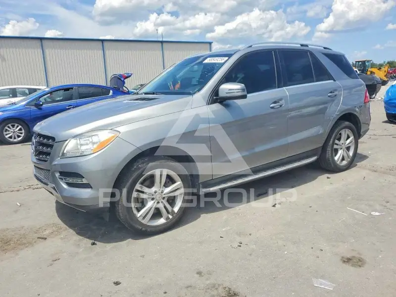 2015 Mercedes Benz ML-Class photo