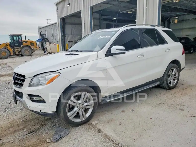 2015 Mercedes Benz ML-Class фото