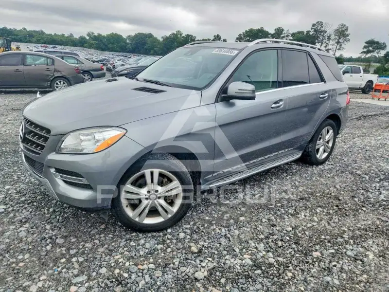 2015 Mercedes Benz ML-Class photo