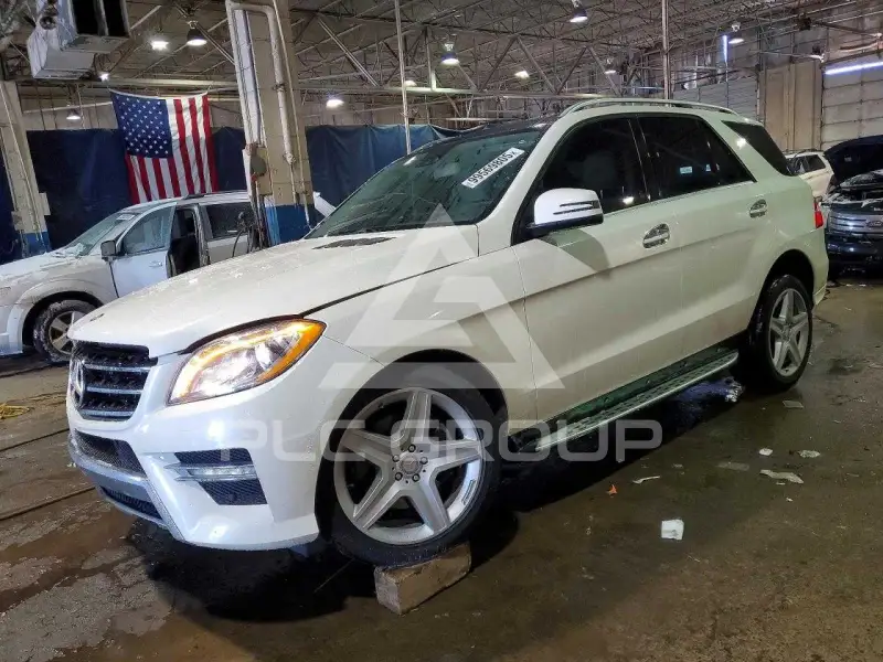 2015 Mercedes Benz ML-Class photo