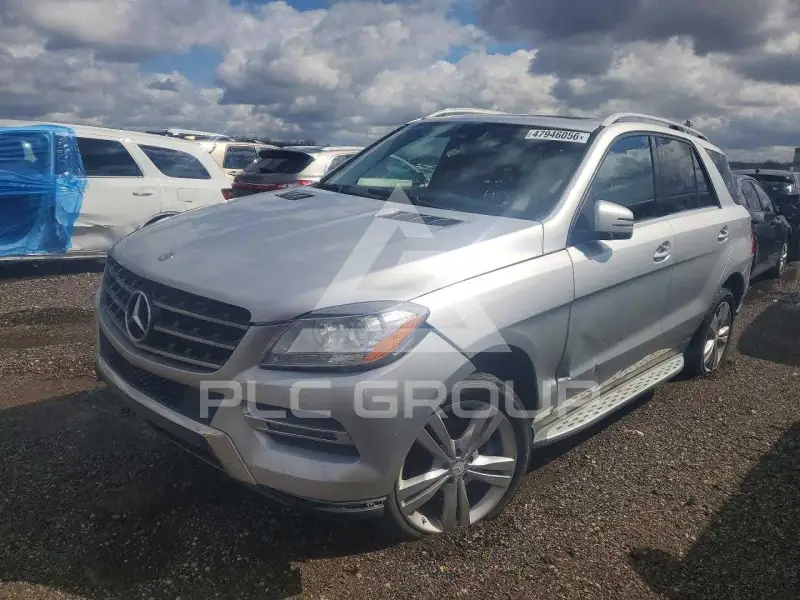 2015 Mercedes Benz ML-Class фото