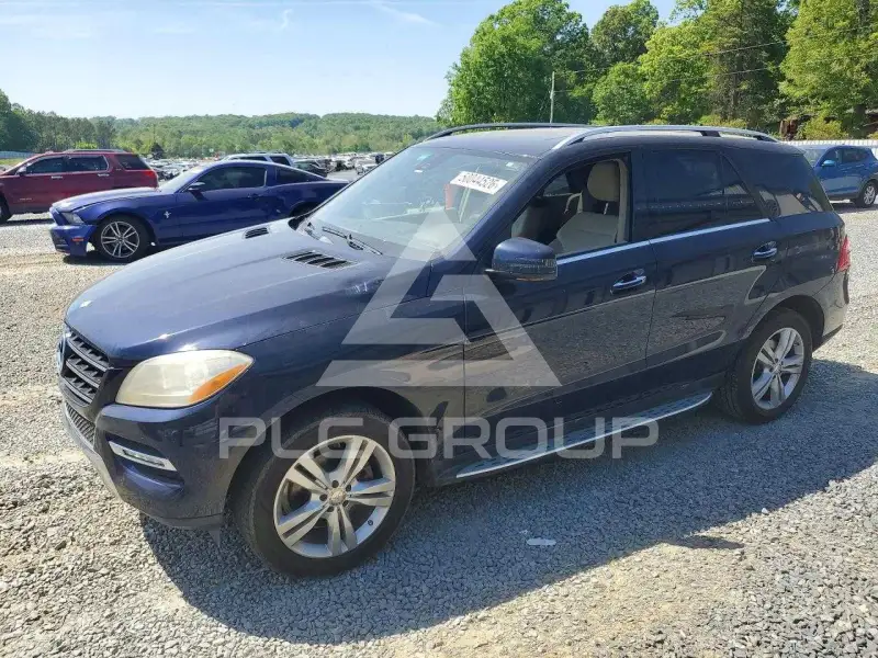 2015 Mercedes Benz ML-Class фото