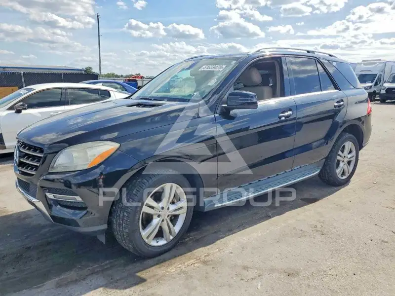 2015 Mercedes Benz ML-Class фото