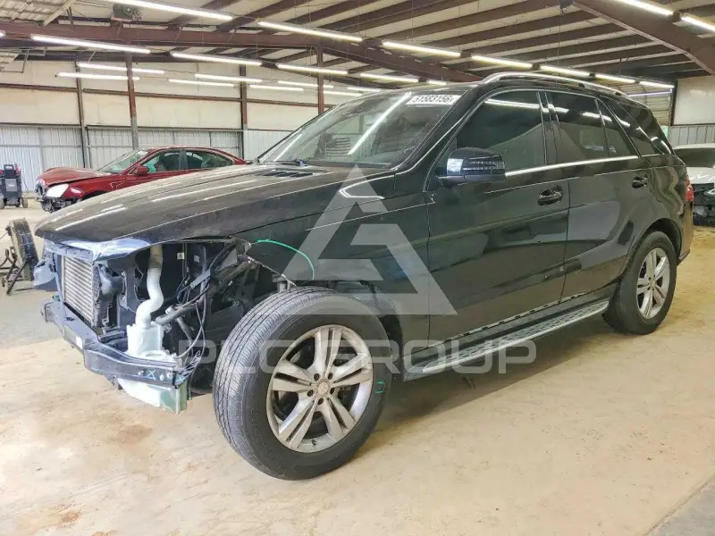 2015 Mercedes Benz ML-Class фото