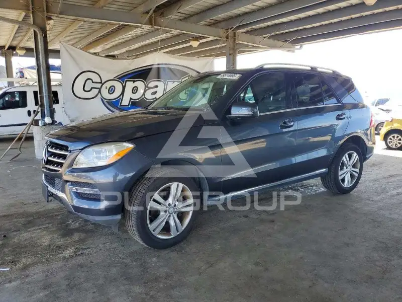 2015 Mercedes Benz ML-Class photo