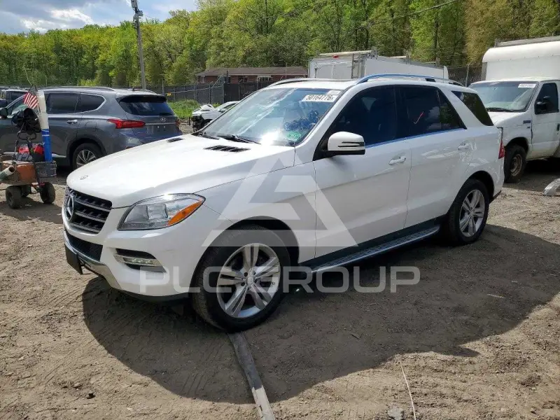 2015 Mercedes Benz ML-Class фото