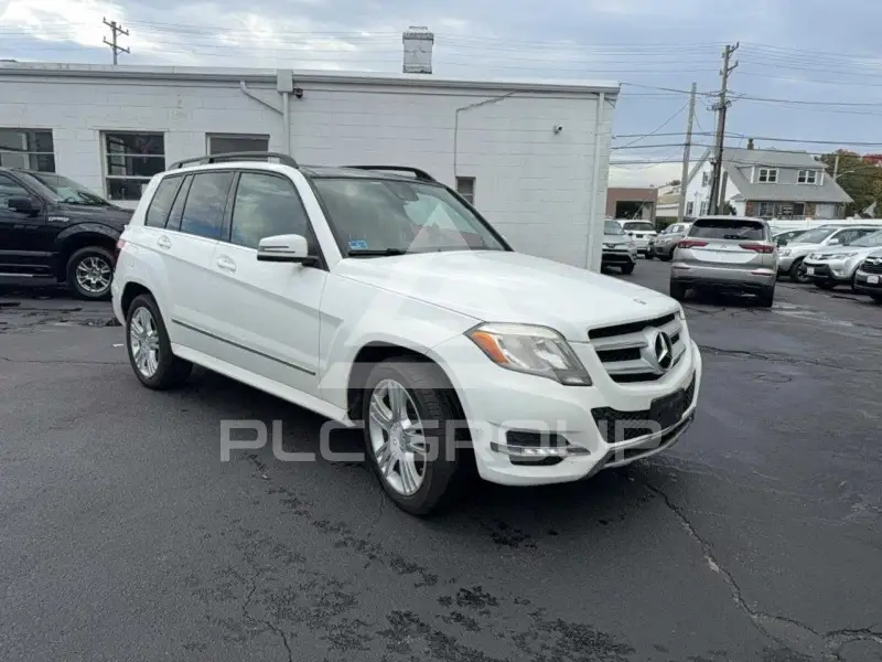2015 Mercedes Benz GLK-Class photo