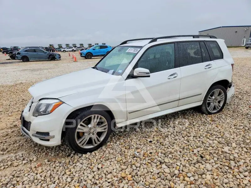 2015 Mercedes Benz GLK-Class photo