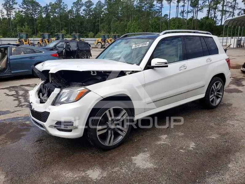2015 Mercedes Benz GLK-Class photo