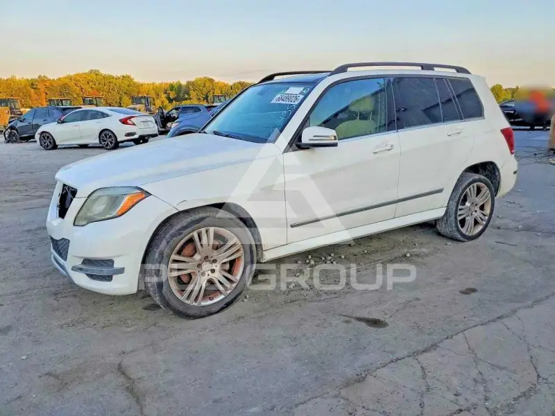 2015 Mercedes Benz GLK-Class photo