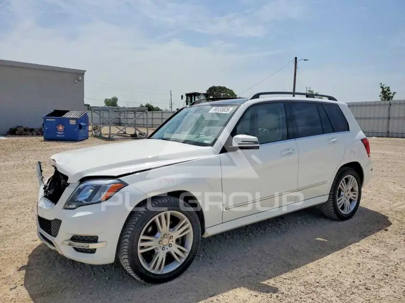 2015 Mercedes Benz GLK-Class photo