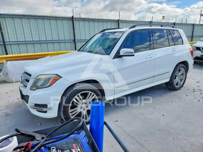 2015 Mercedes Benz GLK-Class photo