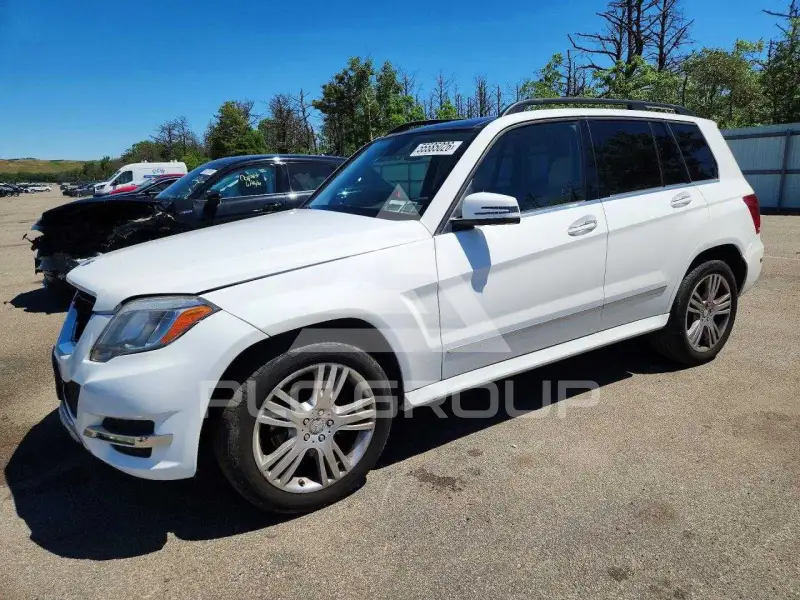 2015 Mercedes Benz GLK-Class photo