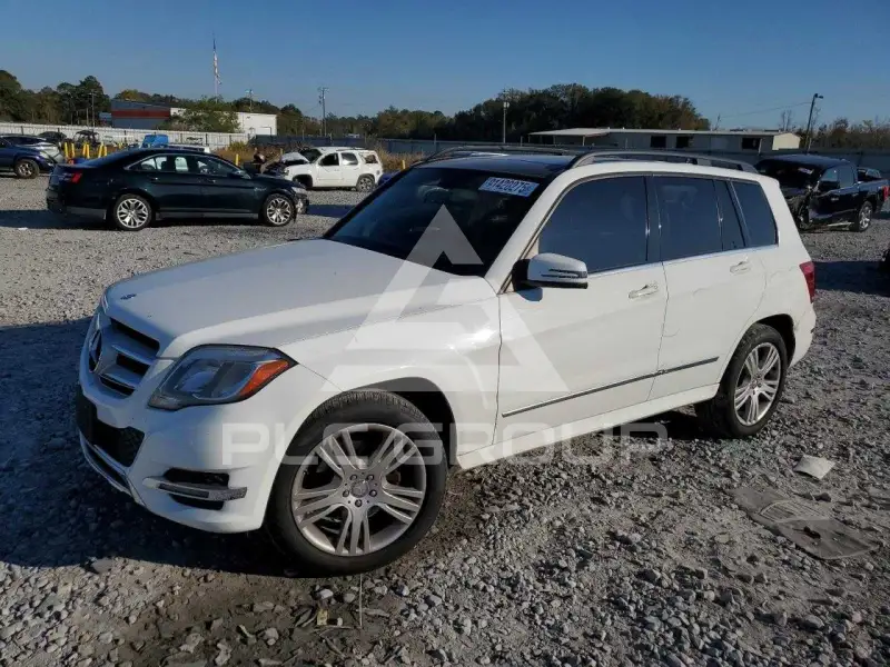 2015 Mercedes Benz GLK-Class фото