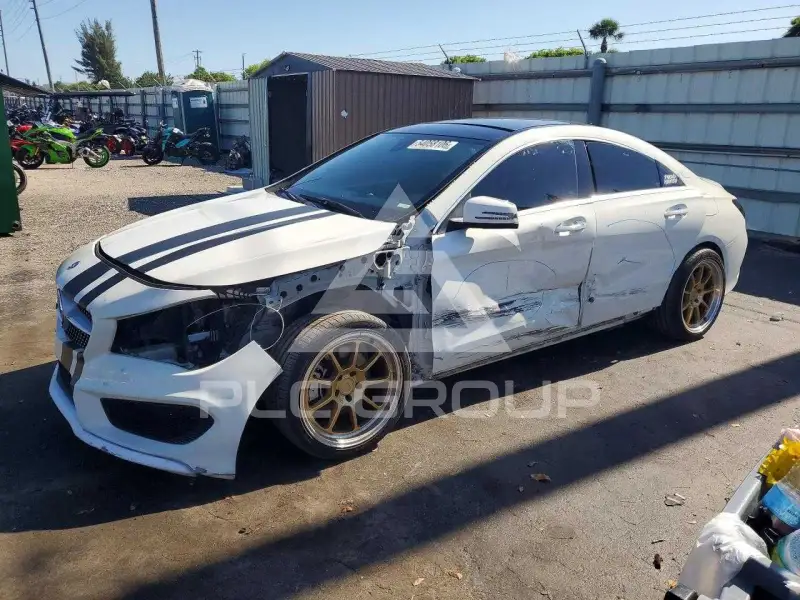 2015 Mercedes Benz Cla 250 фото
