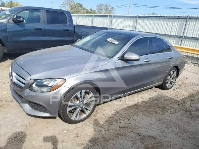 2015 Mercedes Benz C-Class фото