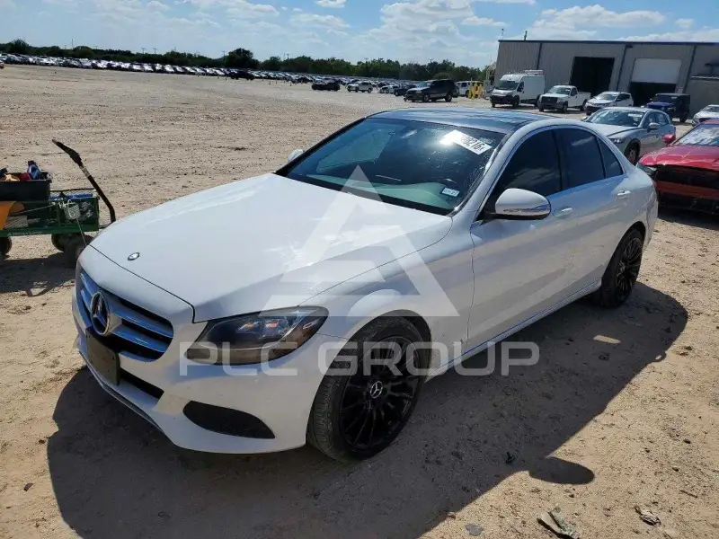2015 Mercedes Benz C-Class фото