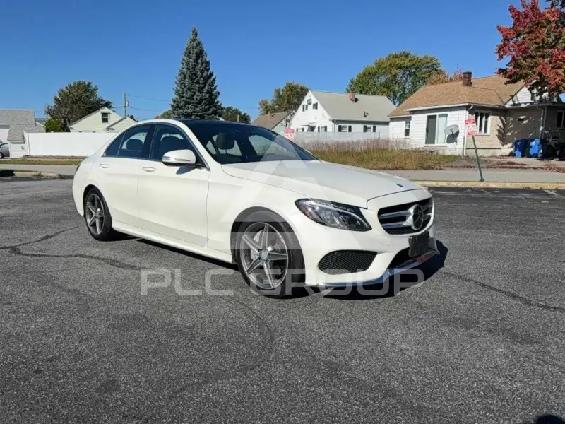 2015 Mercedes Benz C-Class фото