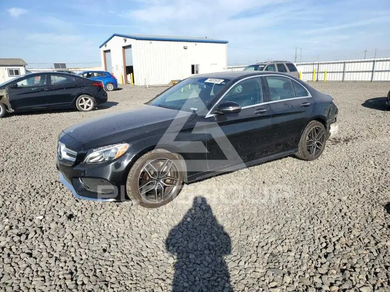 2015 Mercedes Benz C-Class фото